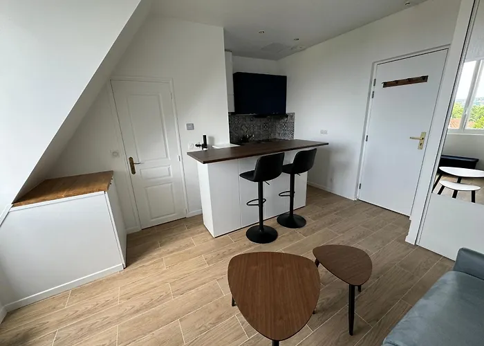 Apartment Au Calme Proche Paris *